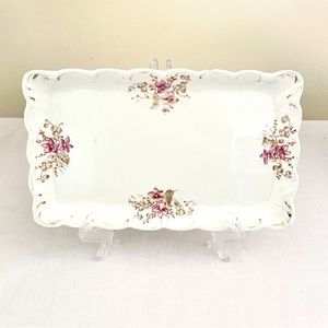 Vintage Warwick Floral Dessert/snack tray, scalloped gold-trimmed edge, 11"x 6"
